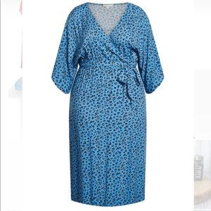 CITY CHIC BNWT Size 18/20 MIDI Dress